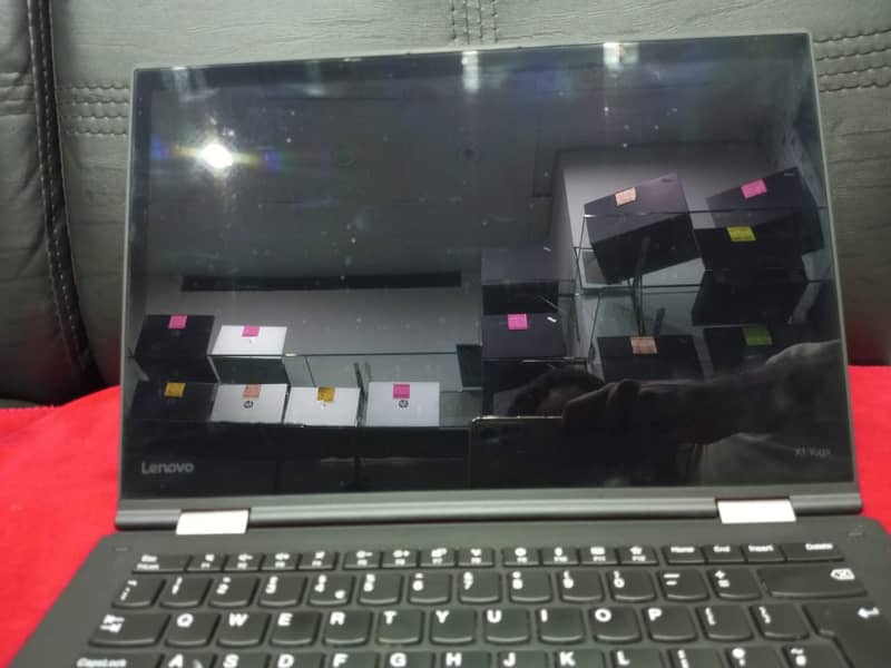 Lenovo X1 YoGa i5 7th Generation 5