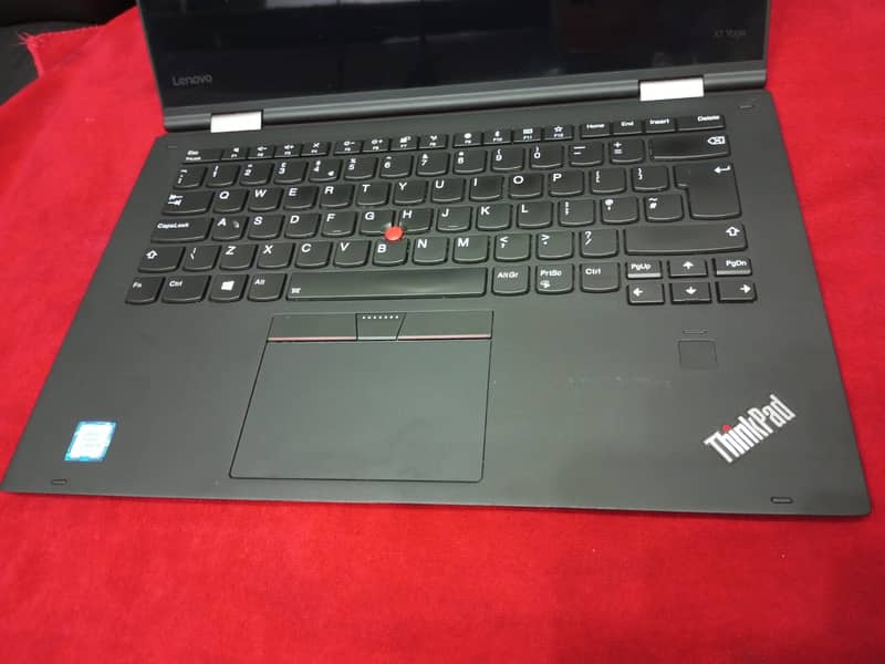 Lenovo X1 YoGa i5 7th Generation 7