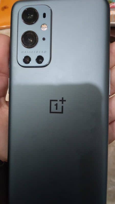 One plus 9 pro 12/256 gb 1