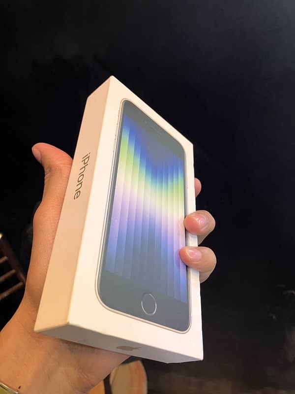 iphone SE 3rd gen jv 64gb with box 8