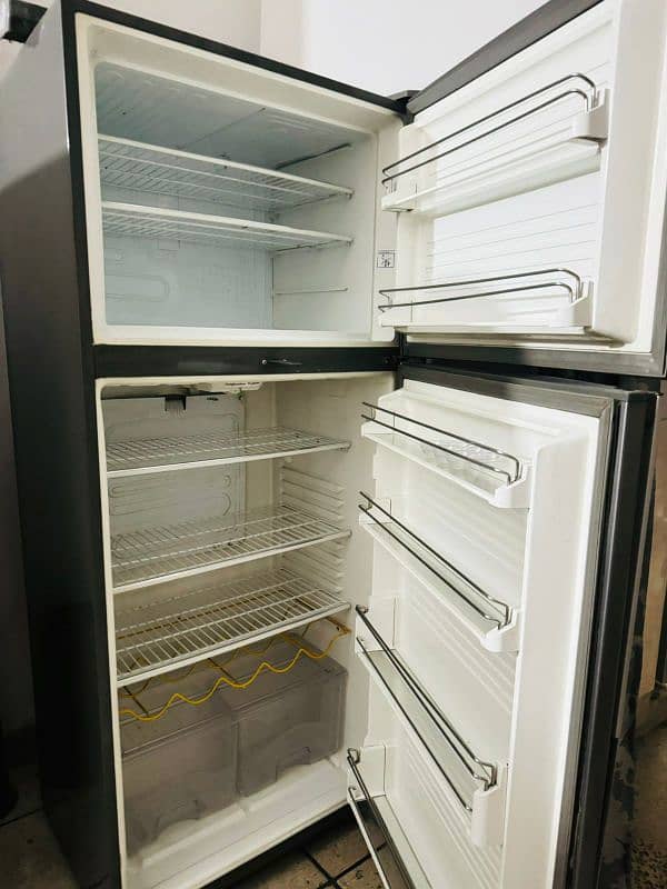 large dawlance fridge (defected) 1