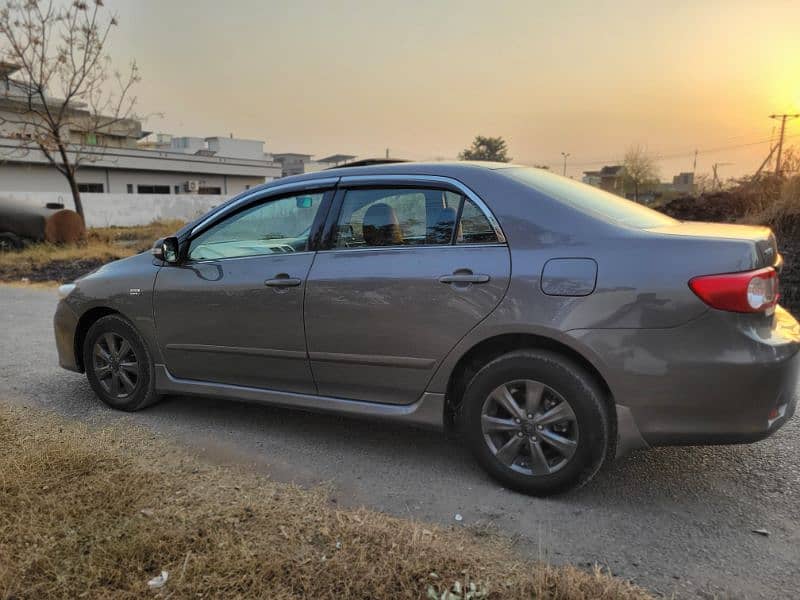 Toyota Corolla Altis 1.6 SR 2012 2