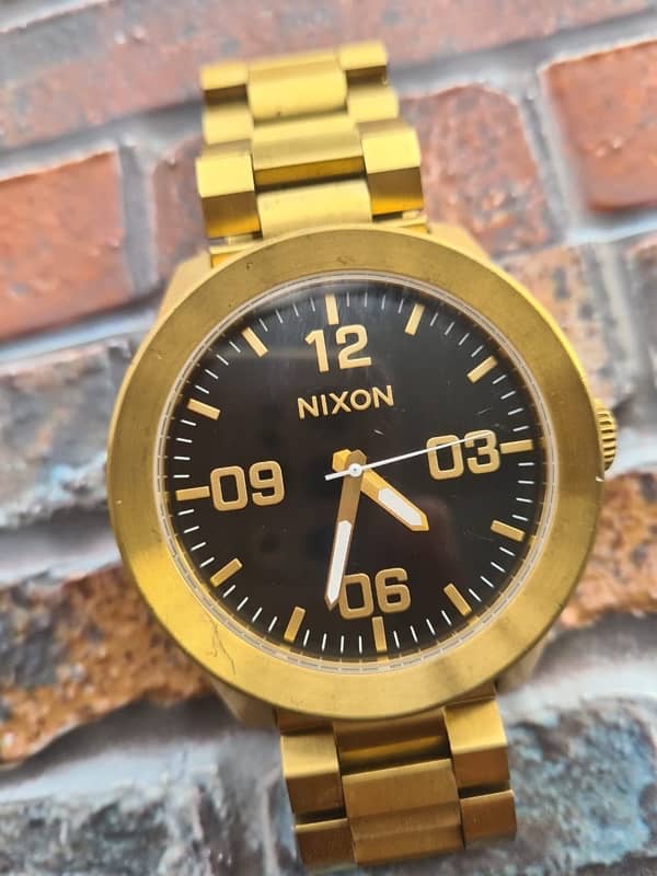 NIXON 0