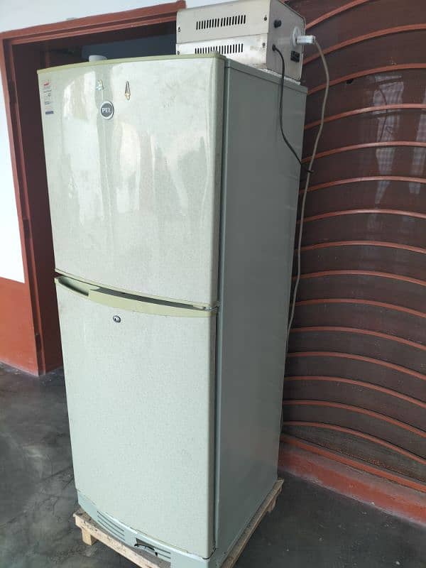 PEL Refrigerator And Suplazir 1