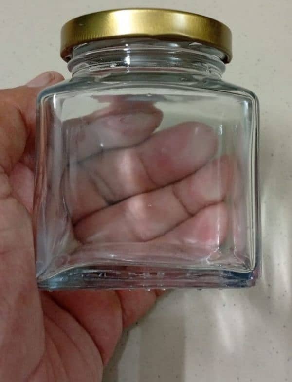 glass jar 200 ml 250 gram golden ND black lied k Sath 0