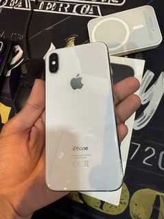 iPhone XS White Non PTA Mint Condition