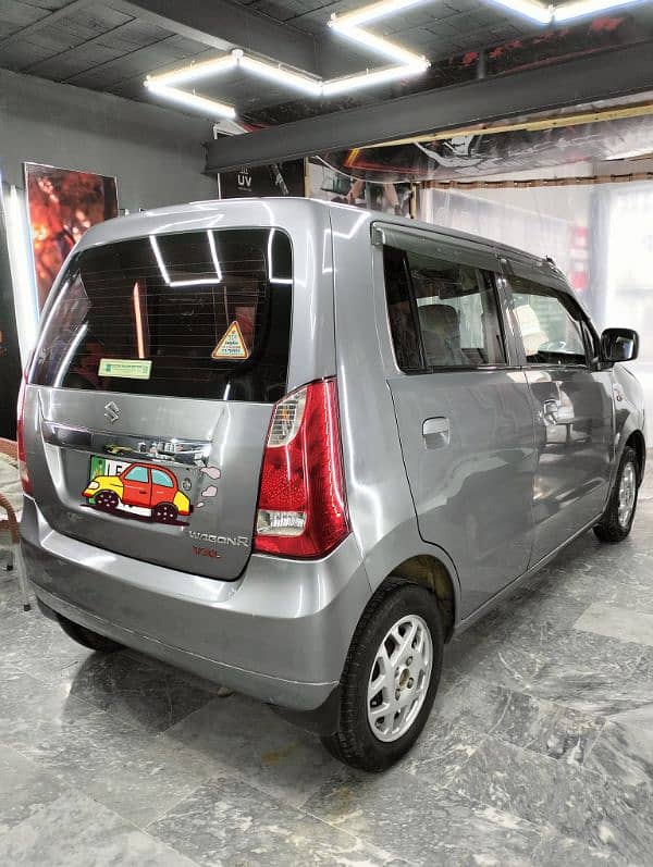 Suzuki Wagon R 2019 1