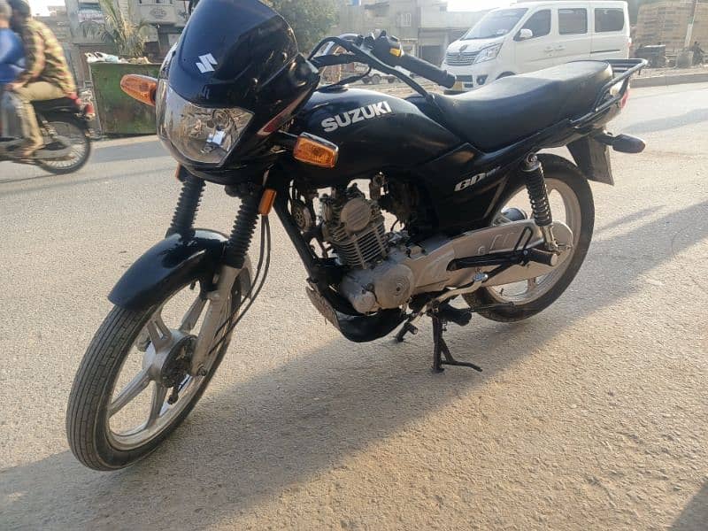 Suzuki 110 black 5