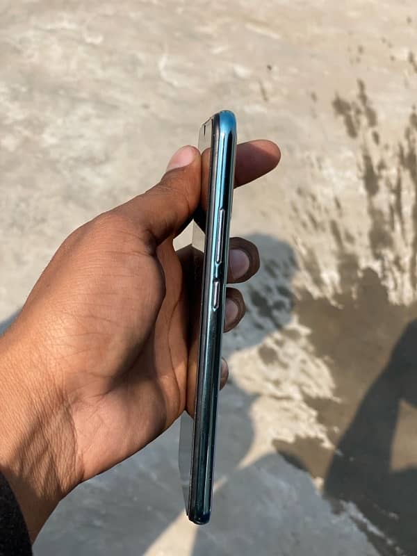 vivo s1  Ram 8 Gb 256 Rom 1