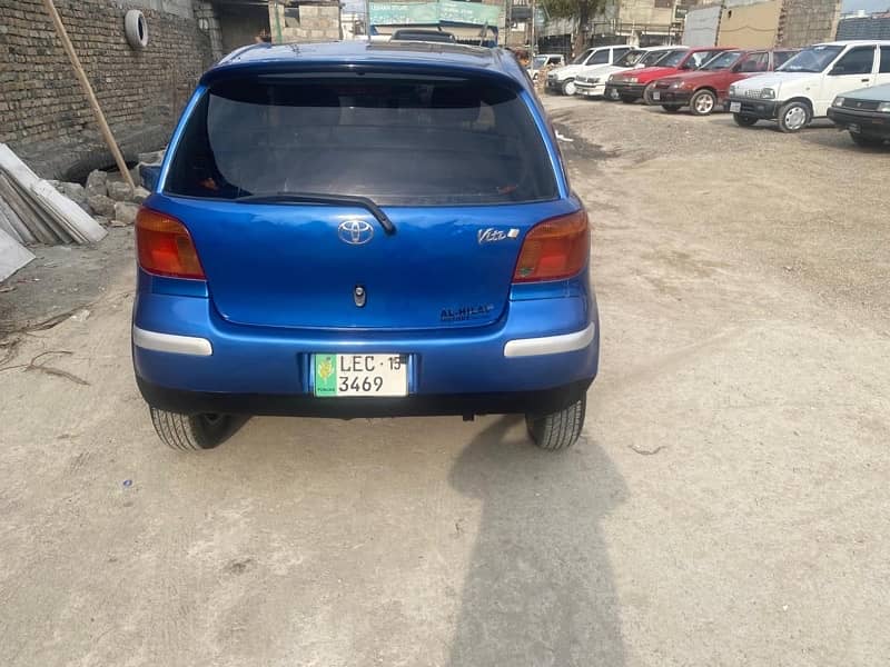 Toyota Vitz 2002 4