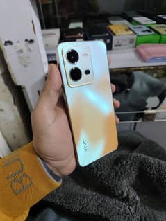 vivo V25e