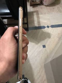 iphone  XS max pta approved