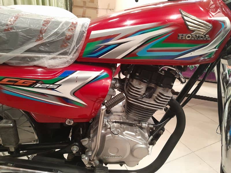 HONDA 125 BRAND NEW FIT BIKE 2023/22 3