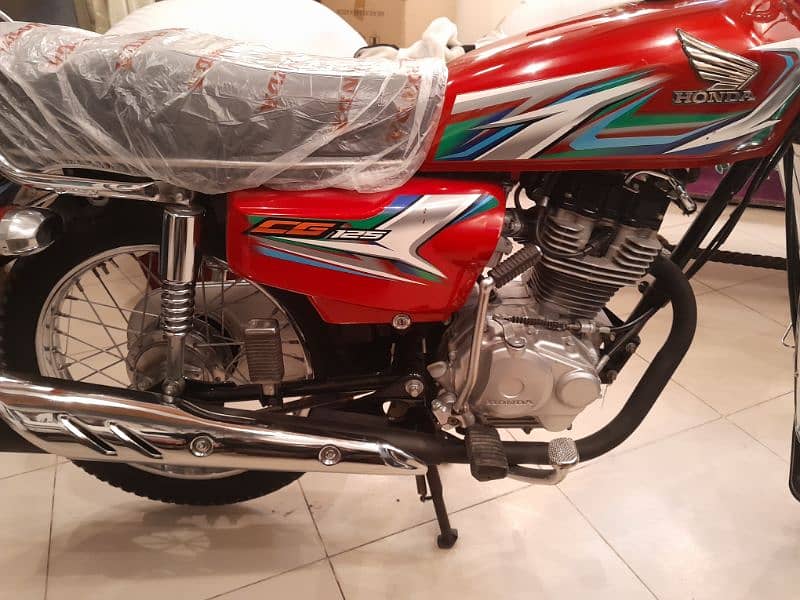 HONDA 125 BRAND NEW FIT BIKE 2023/22 4