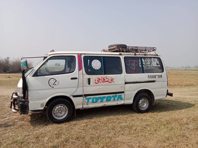 Toyota Hiace 1990 1