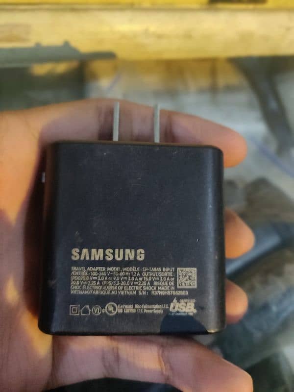 Samsung super fast 45 watt type c original charger 0