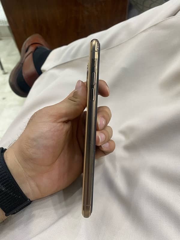 IPhone 11 pro max pta 3