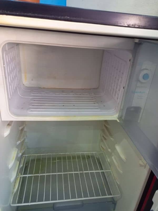 Dawlance fridge condition 10/9 3