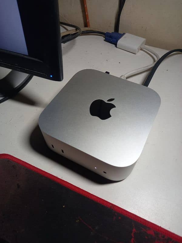 Mac Mini M4 2024 256/16 variant slightly Used 2