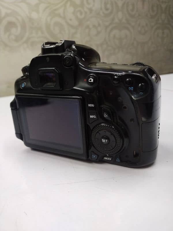 canon 60d for sale camera with lens and battery 3