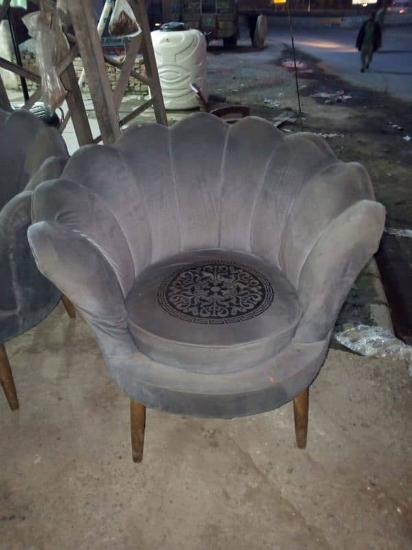 Cup Chair 1