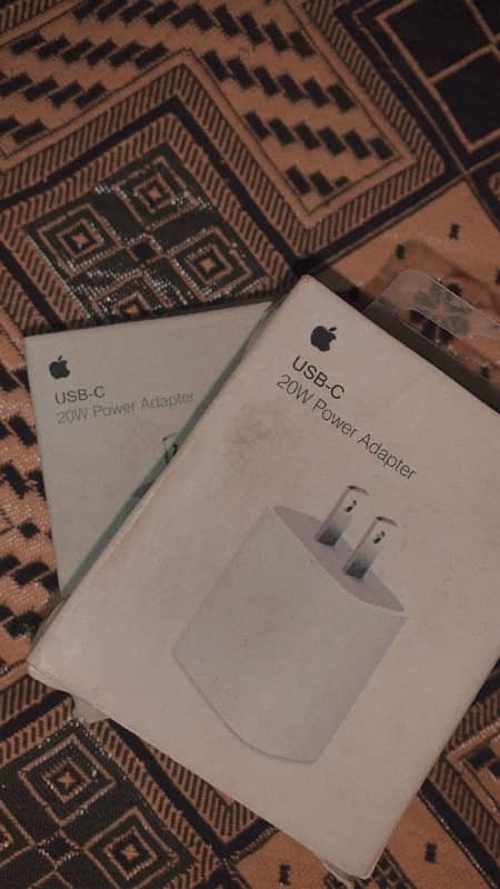 iphone 20w Adapter 2paice available hn c type only 850 3