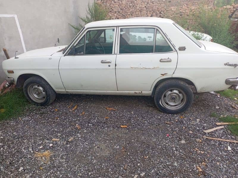 Nissan Sunny 1972 2