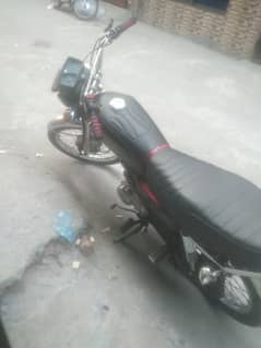 Honda 125 10/9 4 urgent sale