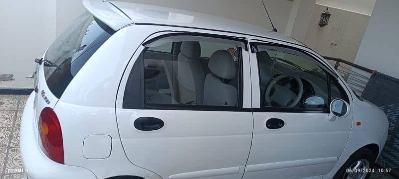 Chery QQ 2012 white colour multan registered 2