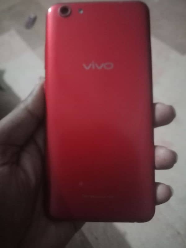 vivo y71   6/128 3