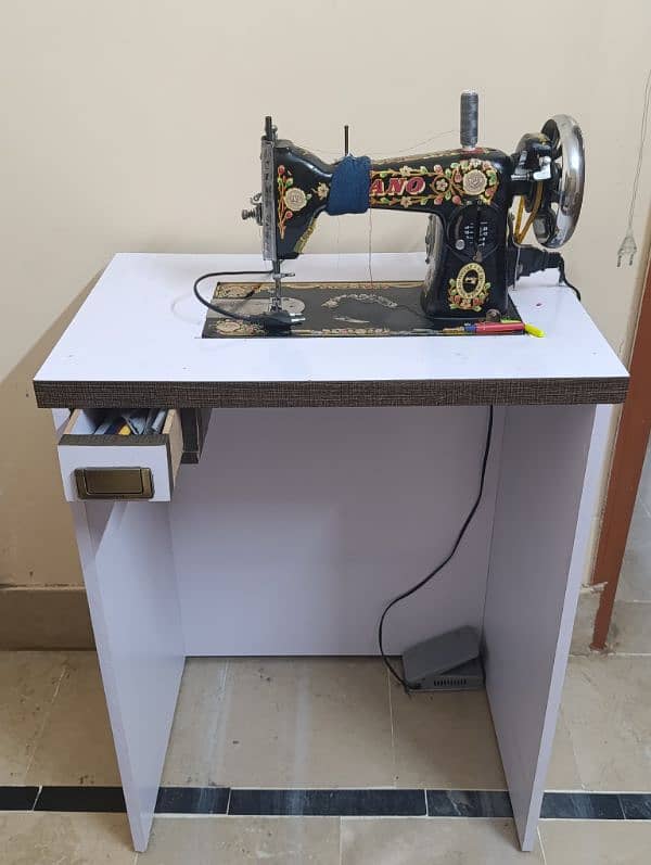 sewing machine table with chair 3