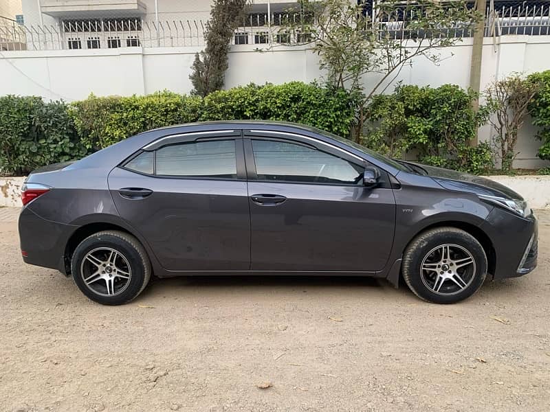 Toyota Corolla 1.3 GLI auto 2017 6