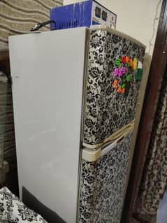 Dawlence Refrigerator / Fridge Model 9144 – Good Condition