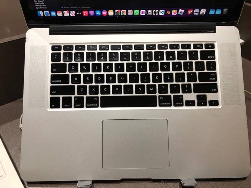 Macbook Pro 2015 0