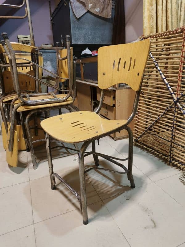 Used Chairs 6 pieces 1