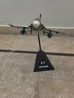 JF 17 thunder decoration piece for sale in very good condition