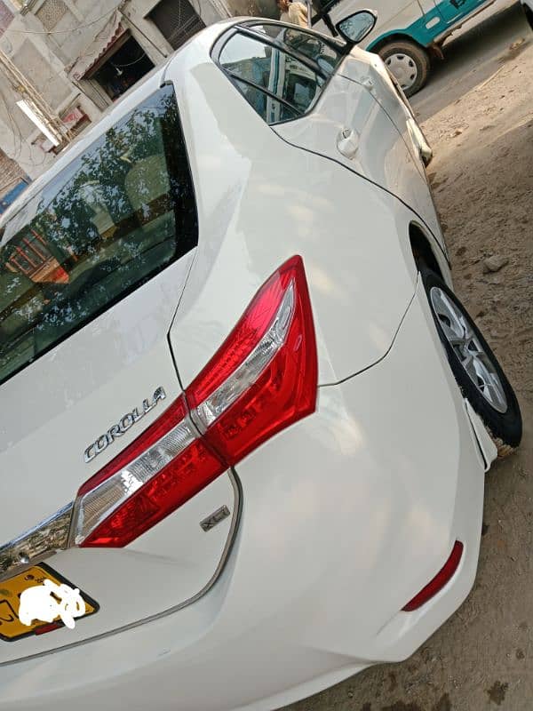 Toyota Corolla XLI 2015 10