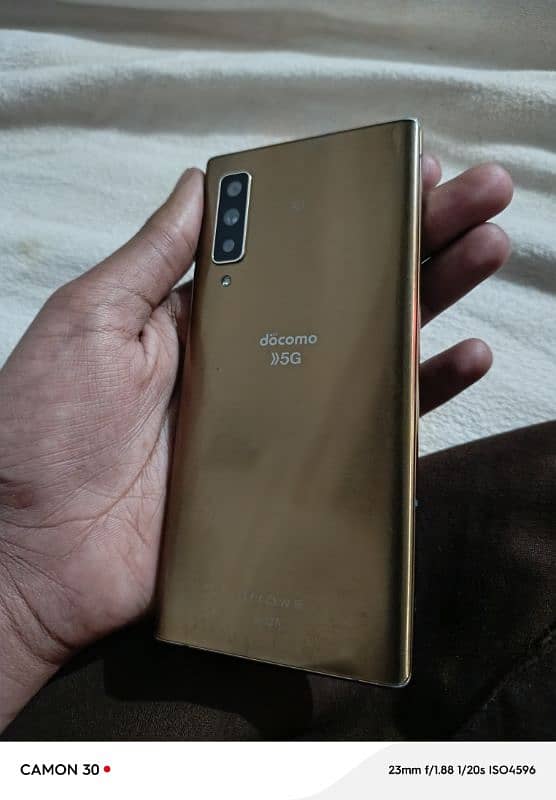 urgent sale docomo 5g 4