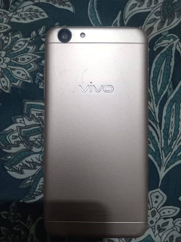 vivo 2 / 16 condition 10/8 front glass brake 1