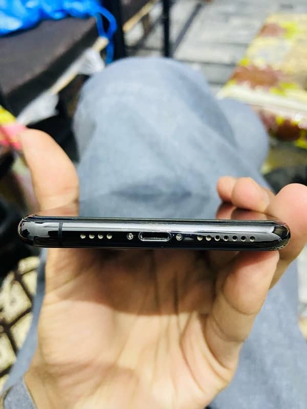 i phone 11 pro Max Factory Unlock 4