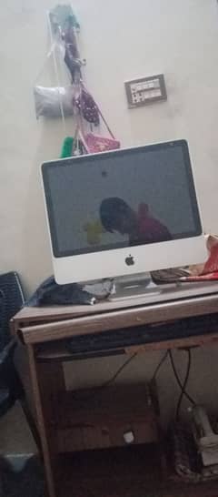 Name: imac ram:4gb storage:256gb processor:core 2 duo