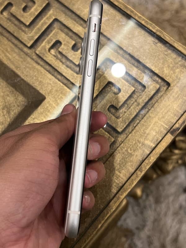 IPhone 11 128 Gb PTA Approved 1