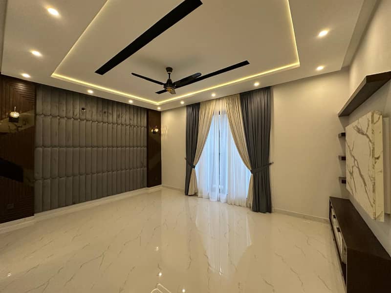 12 Marla Brand New Luxury Upper Portion With Lower Lock Option Available For Rent In Chambelli Block Bahria Town Lahore 14