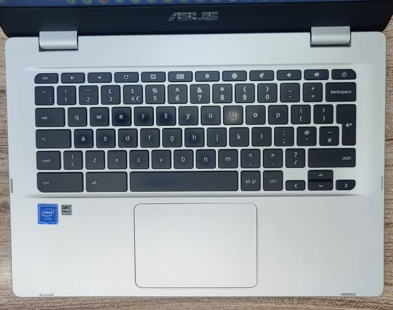 Asus Chromebook C423N (Celeron-4-32-14”-HD) - ALFA TECH 2