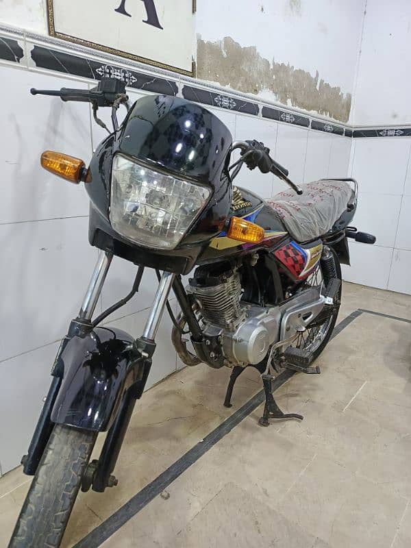 Honda deluxe 125CC (2007) 3