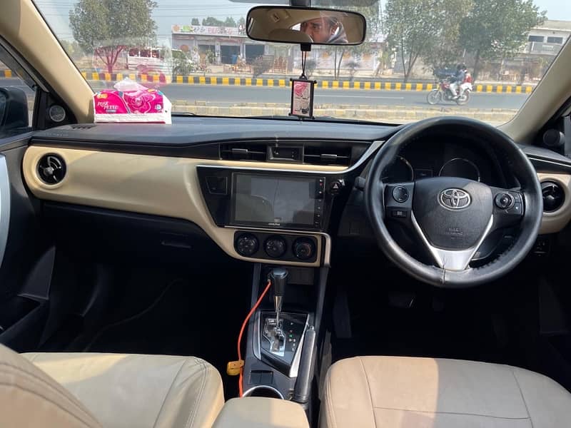 Toyota Corolla Altis 2019 4