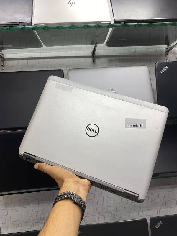 Dell latitude model E7440 3