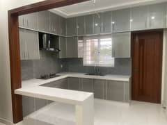 K BLOCK, 10 MARLA BRAND NEW HOUSE AVAIABLE FOR RENT