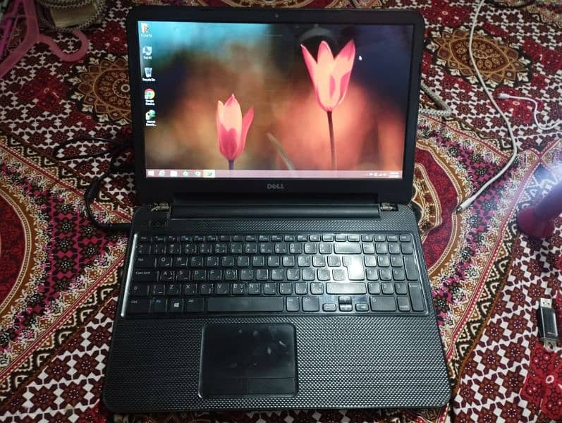 Dell 19" Laptop | Core i3 | 4GB RAM | 500GB HDD | Windows 8.1 6