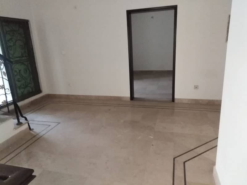 10 Marla house for rent on Bedian Road Alamin society , Lahore 16